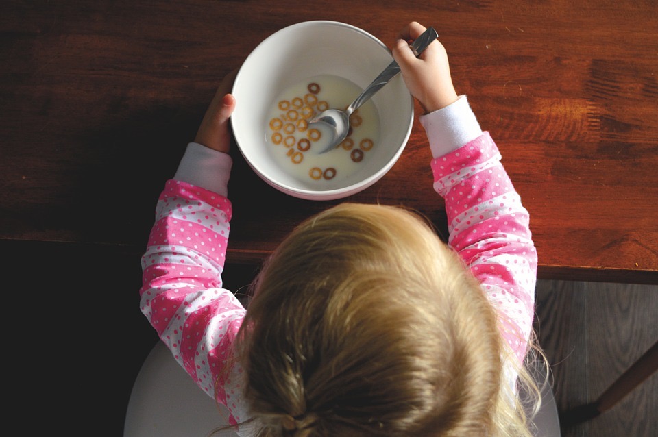 Omgaan met kinderen die moeilijke eters zijn